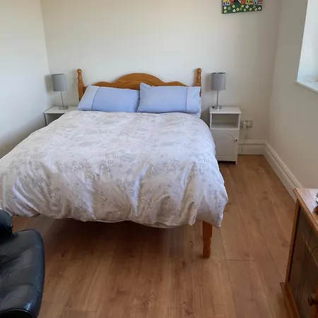 River View Homestay *