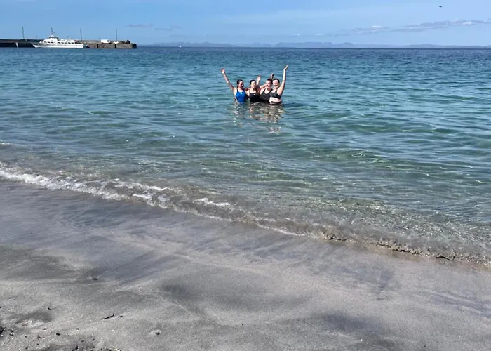 River View Homestay *