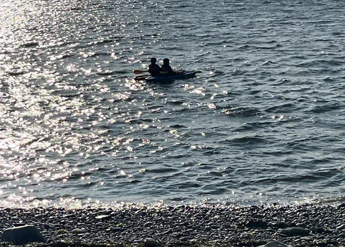 Homestay River View *